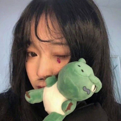 清纯高冷女生头像侧脸