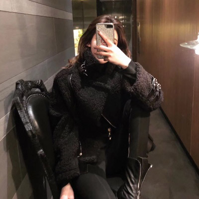 清纯高冷女生头像侧脸