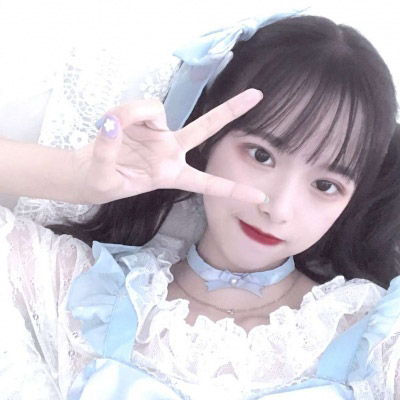 洛丽塔风格头像真人 lolita软妹漂亮下半身裙子图片