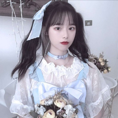 洛丽塔风格头像真人 lolita软妹漂亮下半身裙子图片