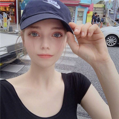 微信头像女生卡通高冷图片