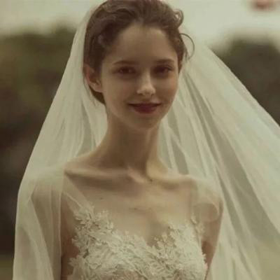 中美混血儿照片高冷女生头像