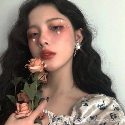 中美混血儿照片高冷女生头像