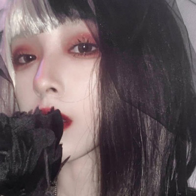 社会的头像 最近很火比较社会头像女