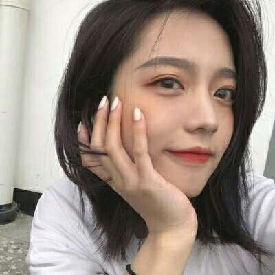 社会的头像 最近很火比较社会头像女
