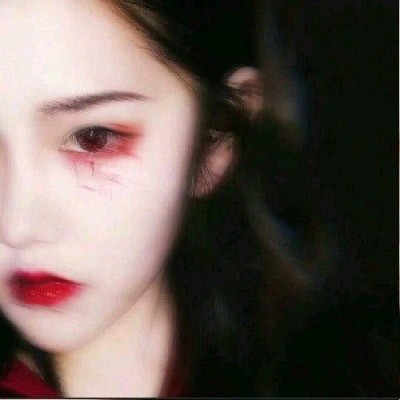 社会的头像 最近很火比较社会头像女
