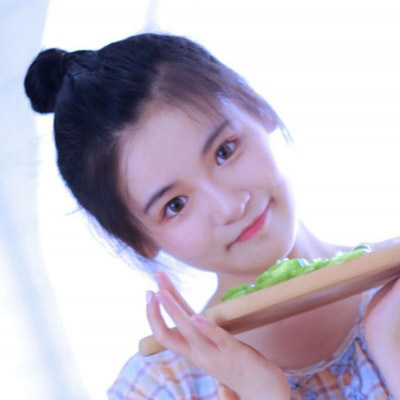丸子头少女同一人多张头像 甜美闺蜜头像12人10人8人