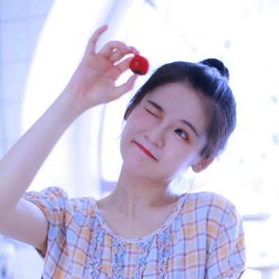 丸子头少女同一人多张头像 甜美闺蜜头像12人10人8人