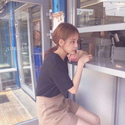 非主流女生伤感头像带字图片