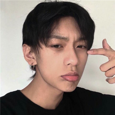 微信霸气动画简单头像男生背影图片