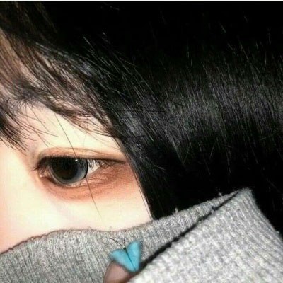 眼睛头像女只要眼睛