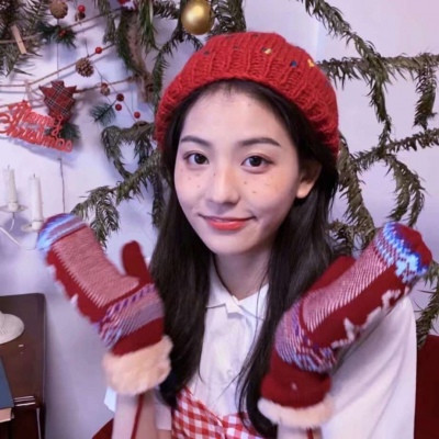 qq动态头像女生黑白图片
