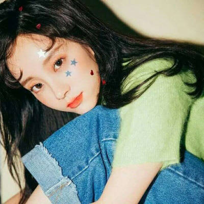 原谅绿头像女生真人图片 高清网红头像女原谅绿图片