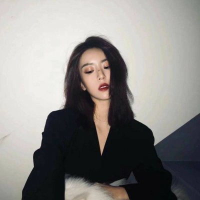 网图女生头像霸气拽 好看的网图女高冷范