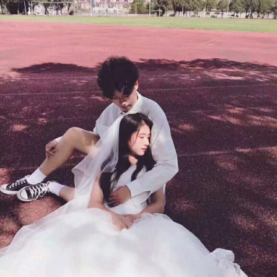 婚纱情侣头像双人一对 真人穿婚纱的高清情头一左一右