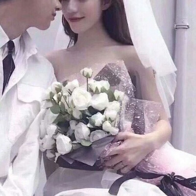 婚纱情侣头像双人一对 真人穿婚纱的高清情头一左一右