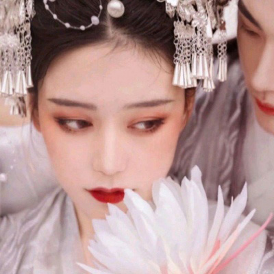 古风古韵唯美情侣头像 2020最火古风情侣头像真人一对