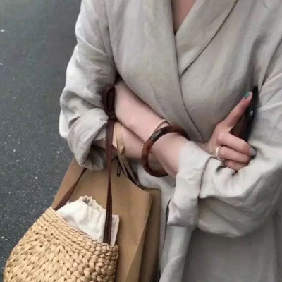 骚气的头像 很酷的锁骨图片女生头像图片