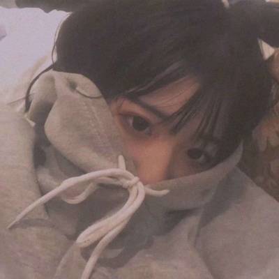 ins冷淡风头像女 忧郁厌世的头像