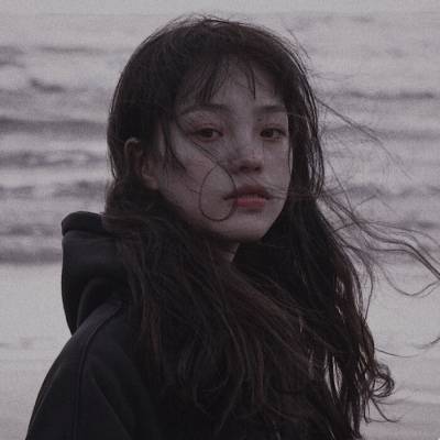 ins冷淡风头像女 忧郁厌世的头像