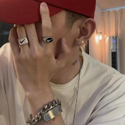 酷酷的男生头像2020 好看的男人头像大全