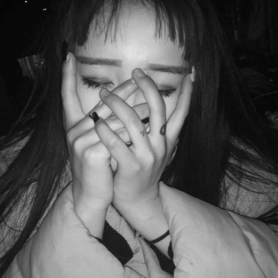 闺蜜头像霸气超拽黑白 两张配对