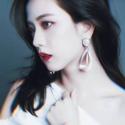 伤心的头像女生图片 伤心难过的微信头像
