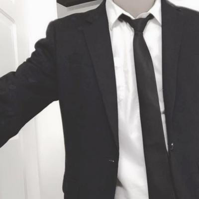 正装头像男生图片 高清好看的半身绅士西服男生头像