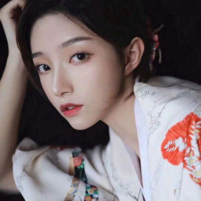 4人闺蜜头像霸气 四张一人一张校园风姐妹头像