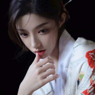 4人闺蜜头像霸气 四张一人一张校园风姐妹头像
