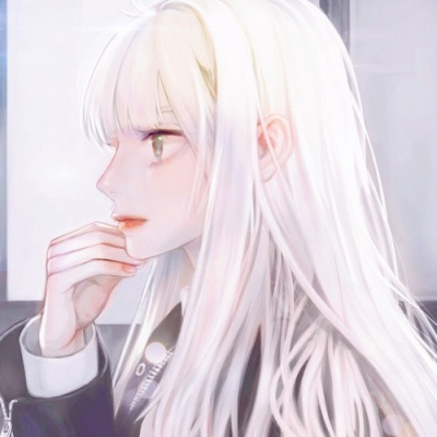 漫画头像女生唯美冷傲 梦幻唯美长发