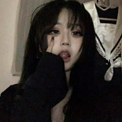 黑白头像女生冷酷霸气