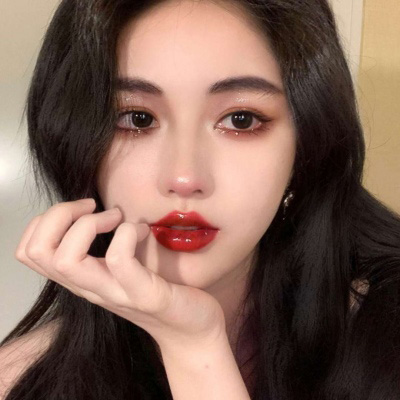 网图女生头像高清 好看的网络图片女生微信头像