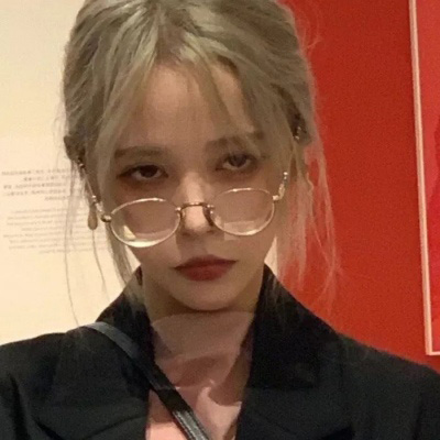 悲伤的头像 伤感女生孤独的图片图片