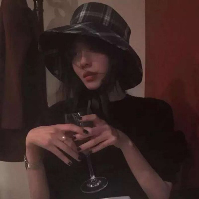 好看的女头像 高清霸气真人女头像
