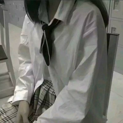 职业装女头像 高清好看的美女职业装头像