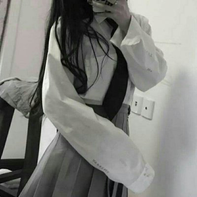 职业装女头像 高清好看的美女职业装头像