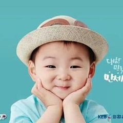 宋民国可爱头像图片 宋民国无水印搞笑头像