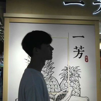 男生侧脸头像 真实好看小哥哥照片头像