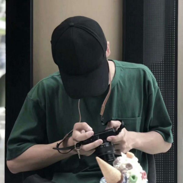 男生闺蜜头像 一左一右真人双人兄弟头像