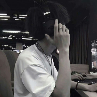 男生闺蜜头像 一左一右真人双人兄弟头像