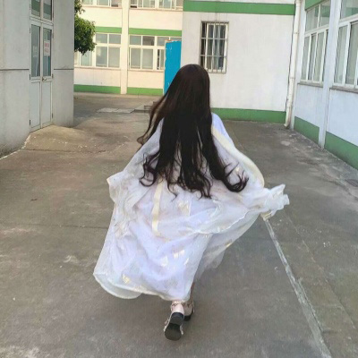 闺蜜头像两张配对 分开的闺蜜头像2人一人一个真人背影
