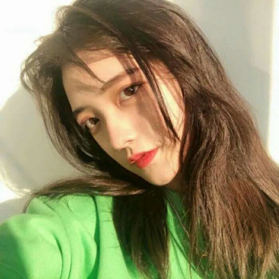绿色头像潮女霸气 抖音上很火的绿色潮图