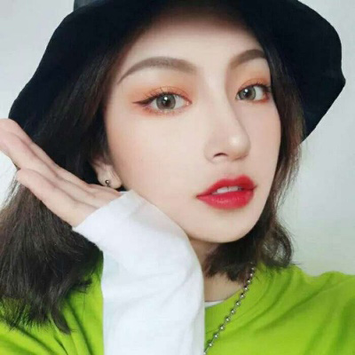 绿色头像潮女霸气 抖音上很火的绿色潮图