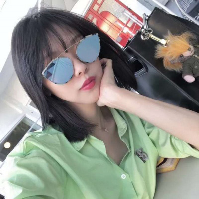 绿色头像潮女霸气 抖音上很火的绿色潮图