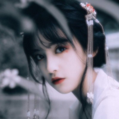 唯美古风头像女生图片 淡雅清新冷艳美女图片