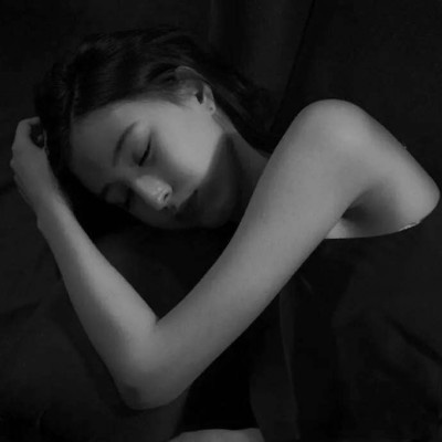冷漠头像 适合冷漠女生头像