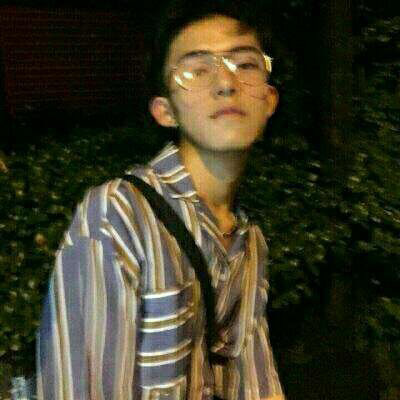 眼镜男头像 高冷真人微信头像男戴眼镜帅气图片