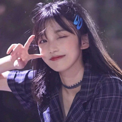紫色头像女 好看的真人唯美女头像图片