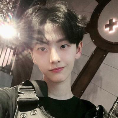 2020最新阳光男生头像 阳光帅气男孩高清图片